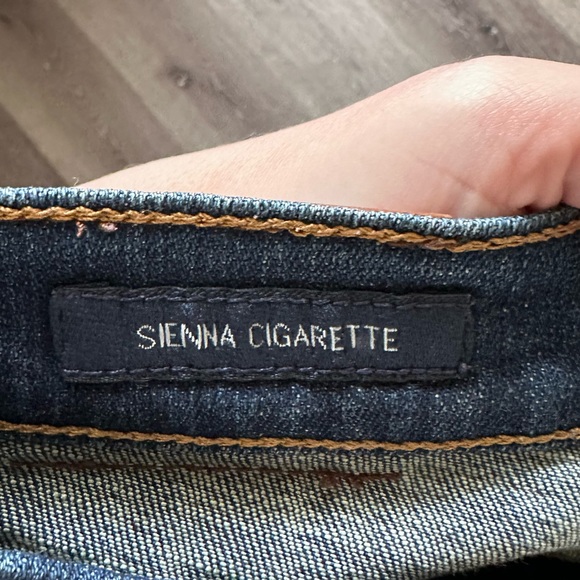 Lucky Brand Sienna Jeans - Picture 3 of 5